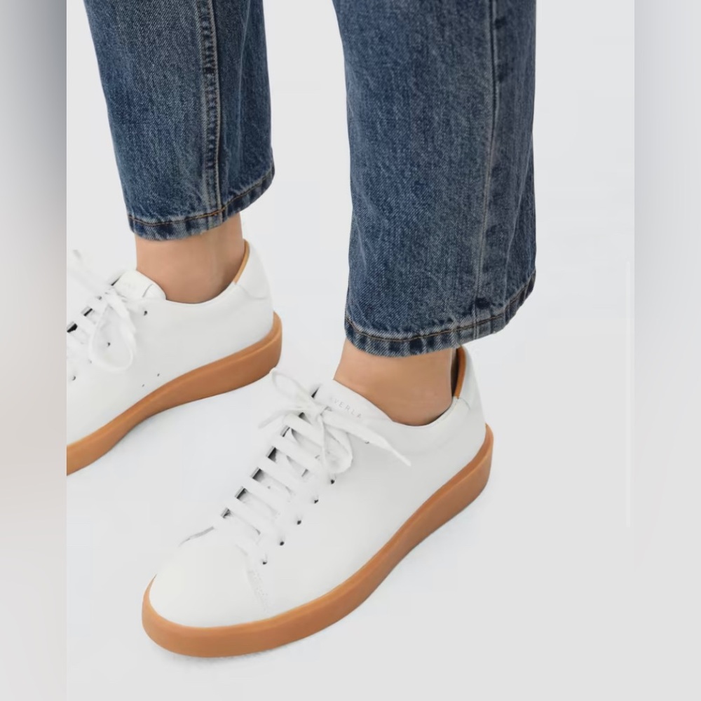 Everlane White and Tan Sneakers
